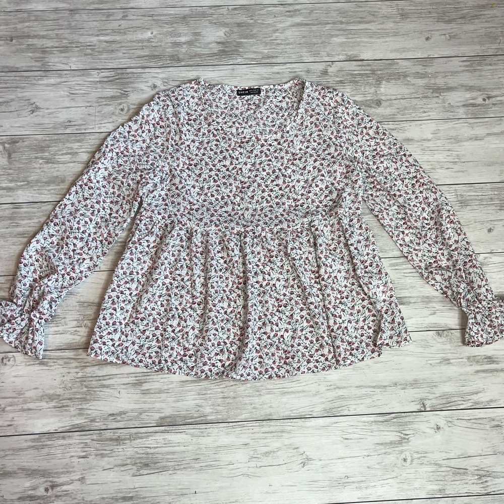 SHEIN White Floral Top Size Medium